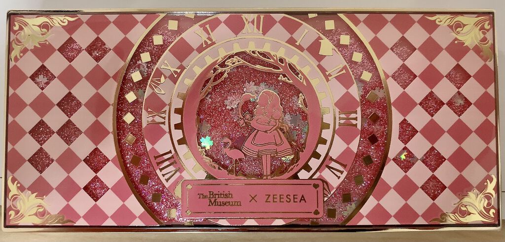 アリスドリームランドシリーズ 12色アイシャドウパレット（ZEESEA×大英博物館）/ZEESEA/アイシャドウパレットを使ったクチコミ（2枚目）