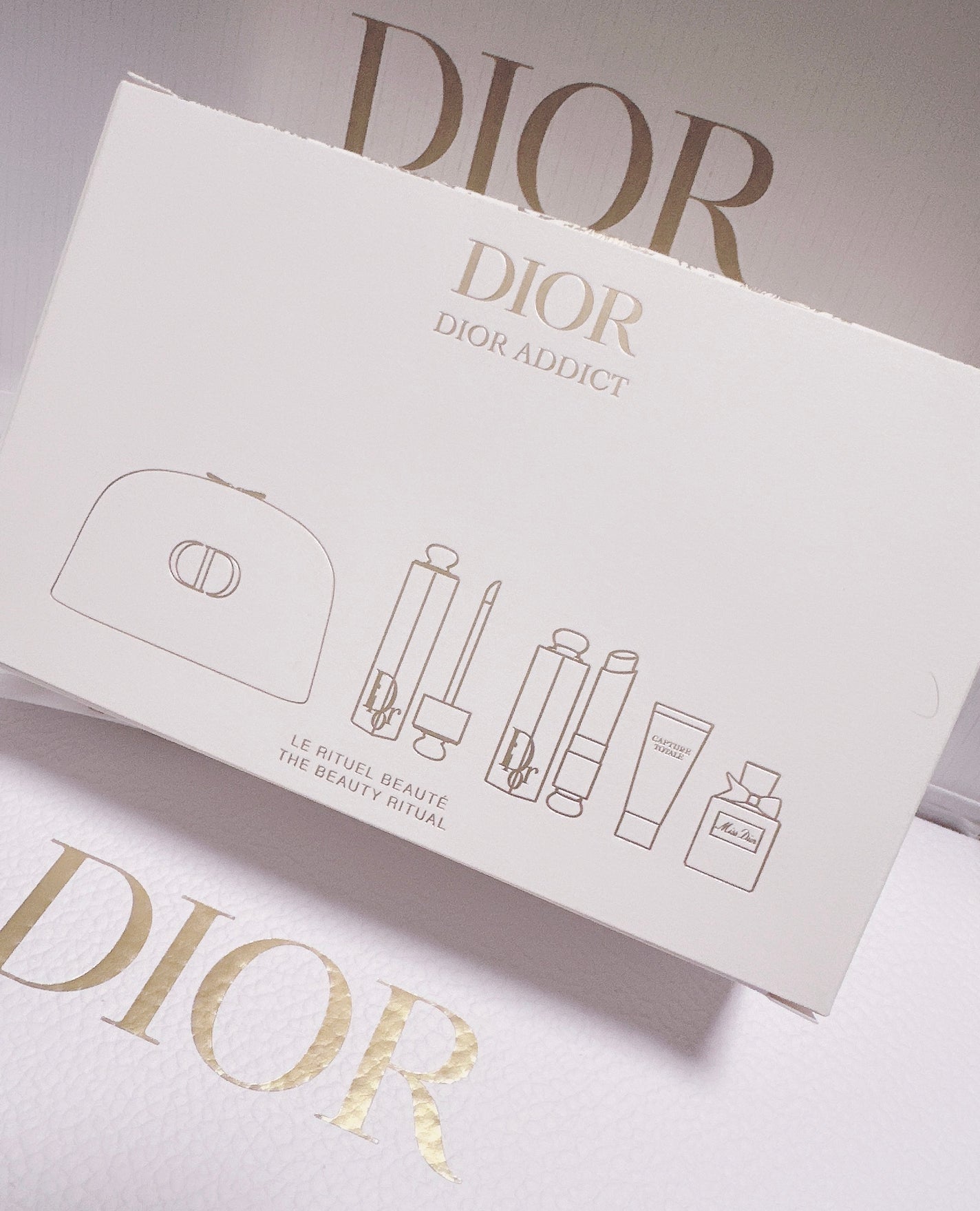 【旧】ディオール ホリデー オファー/Dior/メイクアップキットを使ったクチコミ(7枚目)