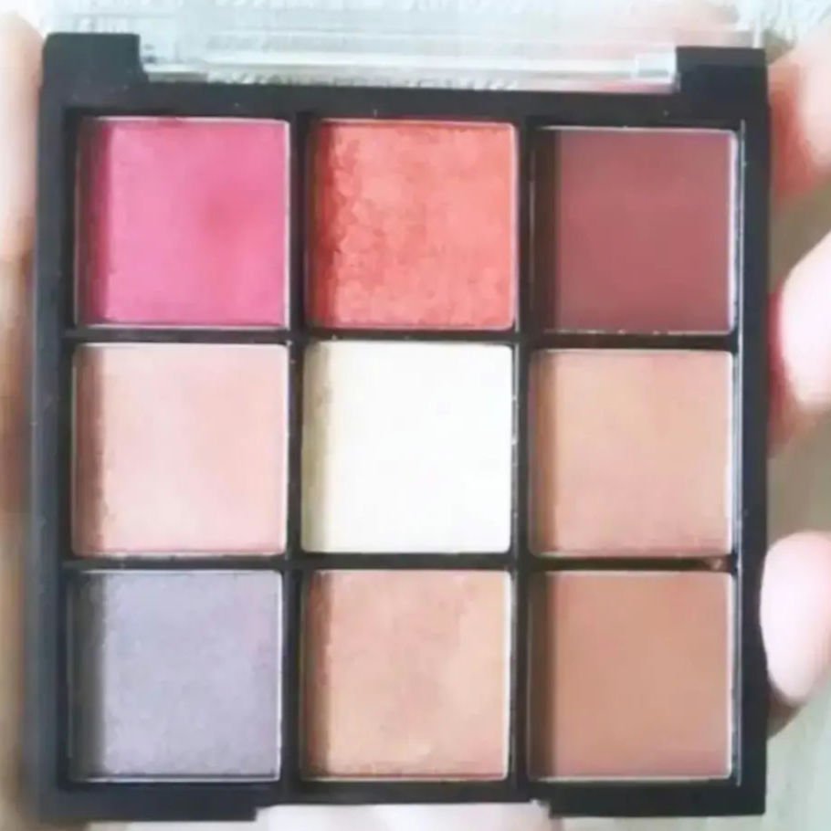 UR GLAM　BLOOMING EYE COLOR PALETTE/U R GLAM/アイシャドウパレットを使ったクチコミ（2枚目）