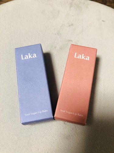 ネットで発見したこちらの逸品❤️

#LAKA のリップです。

まず見た目が不思議じゃないですか？？😂
おしゃれなのか、ちょっと不恰好なのか…笑
いや、私はオシャレだと思います！！😁
見た目もそうだし