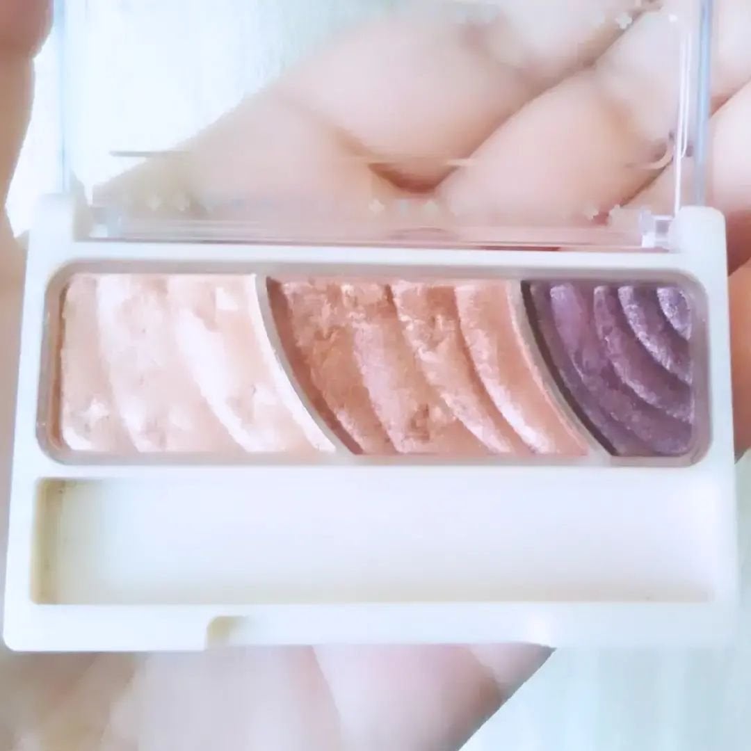 トーンアップアイシャドウ/CEZANNE/アイシャドウパレットを使ったクチコミ(2枚目)