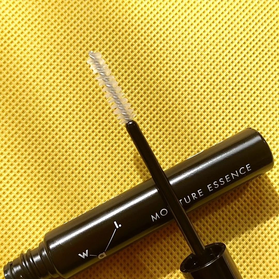 Wai モイスチャー エッセンス/Wai/まつげ美容液を使ったクチコミ（2枚目）
