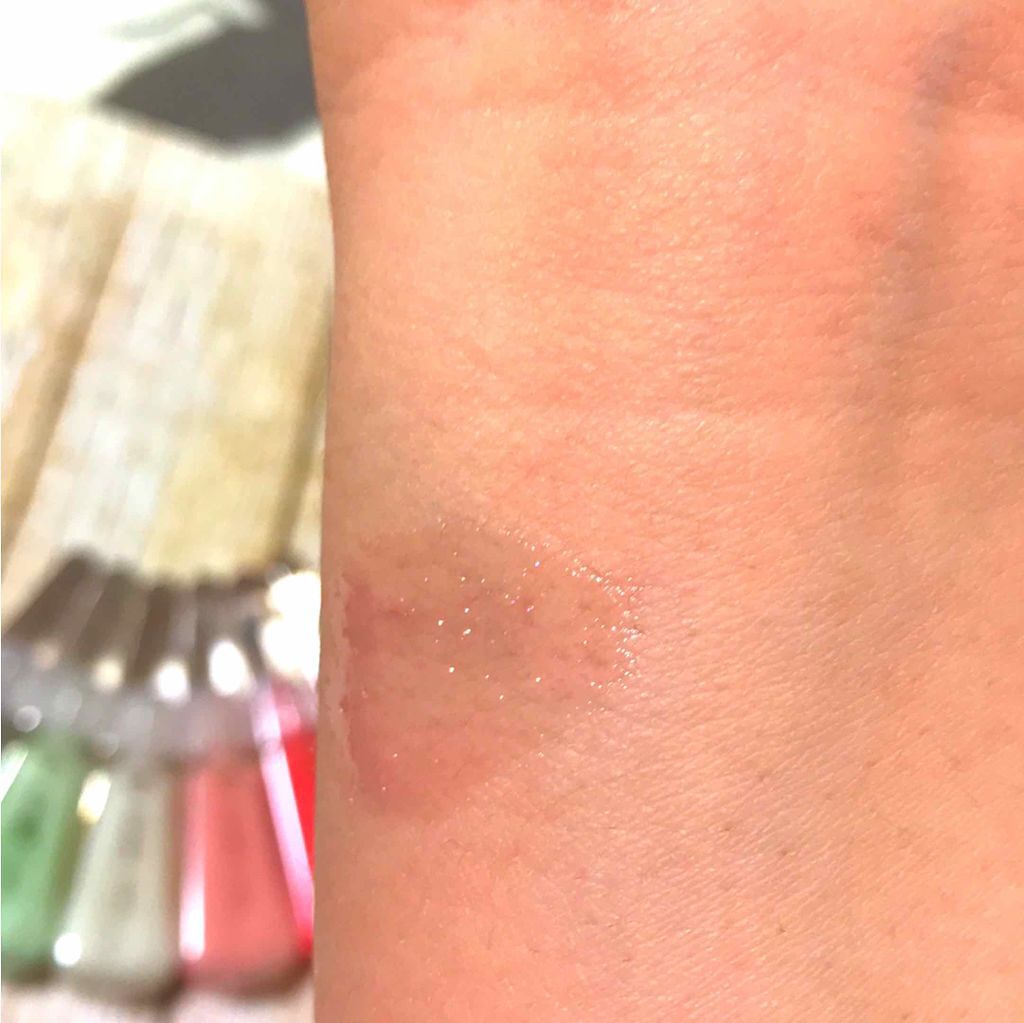 38°C / 99°F リップトリートメント (リップ美容液)/UZU BY FLOWFUSHI/リップケアを使ったクチコミ(4枚目)