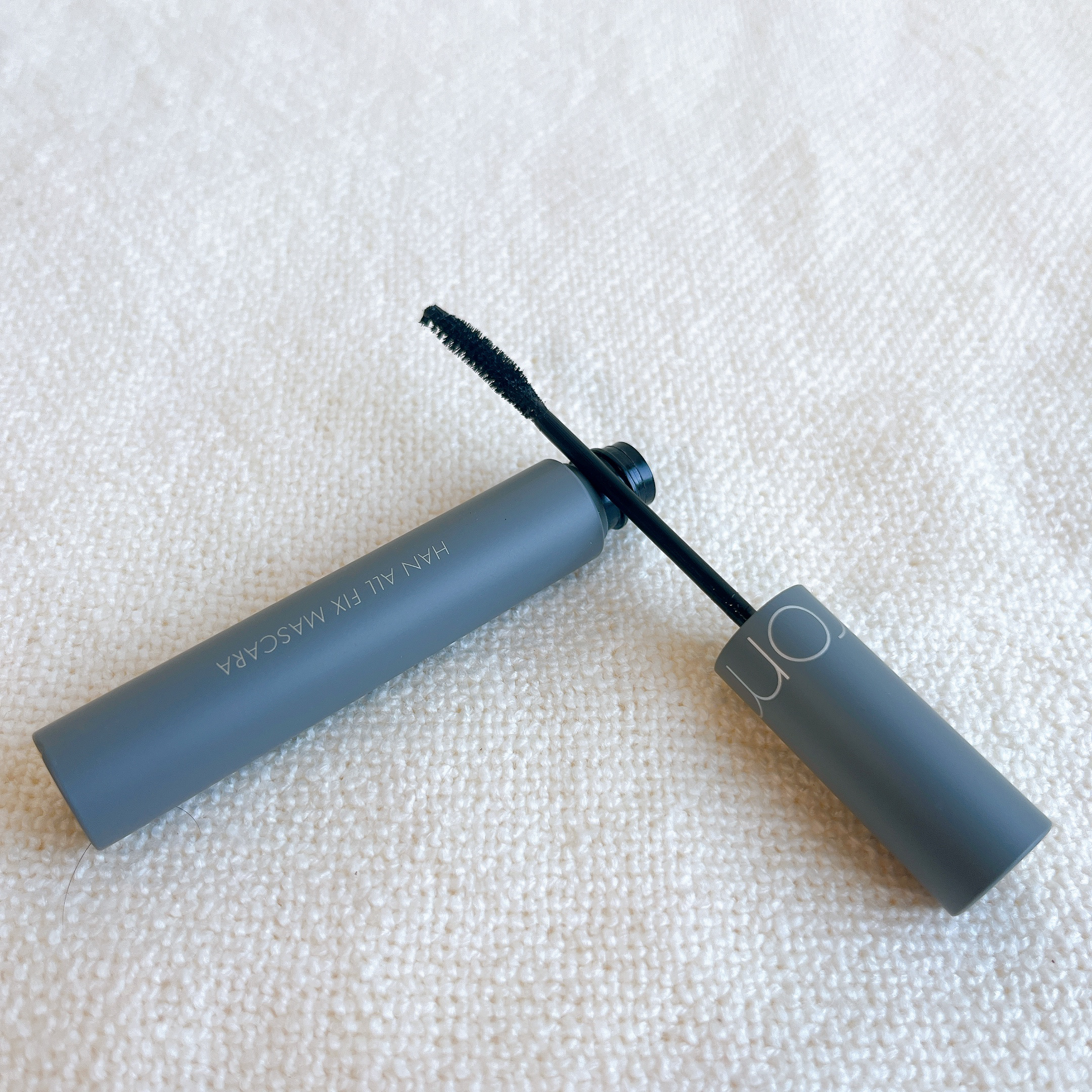 ハンオールフィックスマスカラ L01 ロングブラック(LONG BLACK)/rom&nd/マスカラを使ったクチコミ（1枚目）