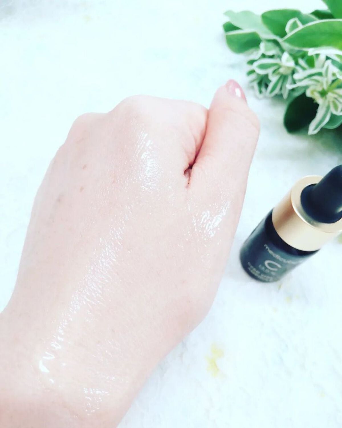 ディープビタCアンプル/MEDICUBE/美容液を使ったクチコミ(4枚目)