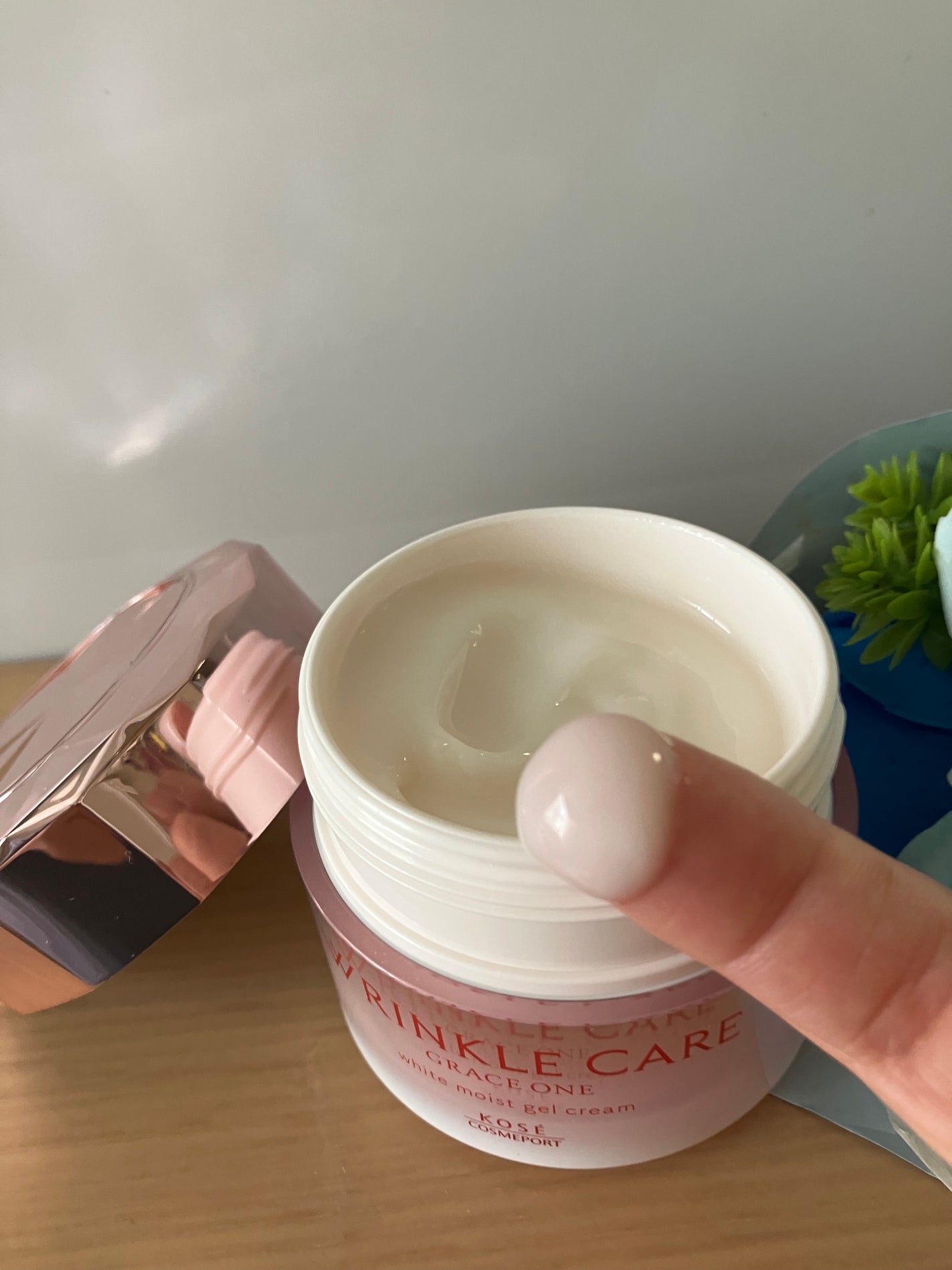 リンクルケア ホワイト モイストジェルクリーム/グレイスワン/オールインワン化粧品を使ったクチコミ(4枚目)