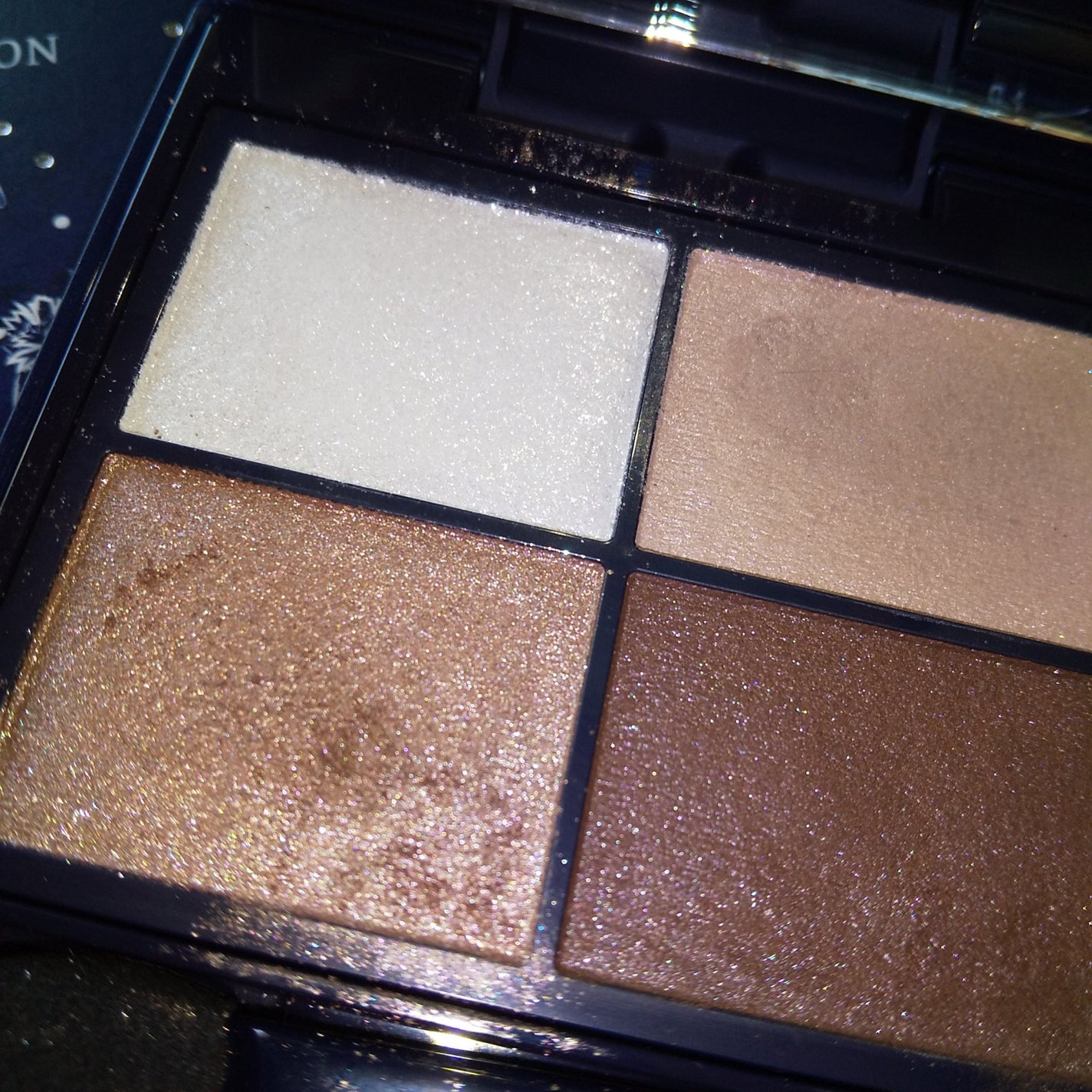 ウィンターダズル コレクション/DECORTÉ/メイクアップキットを使ったクチコミ(2枚目)