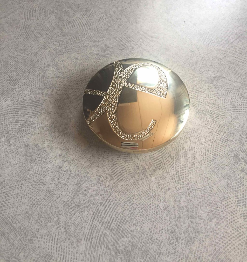 ラ プードル オートニュアンス/Elégance/プレストパウダーを使ったクチコミ（2枚目）