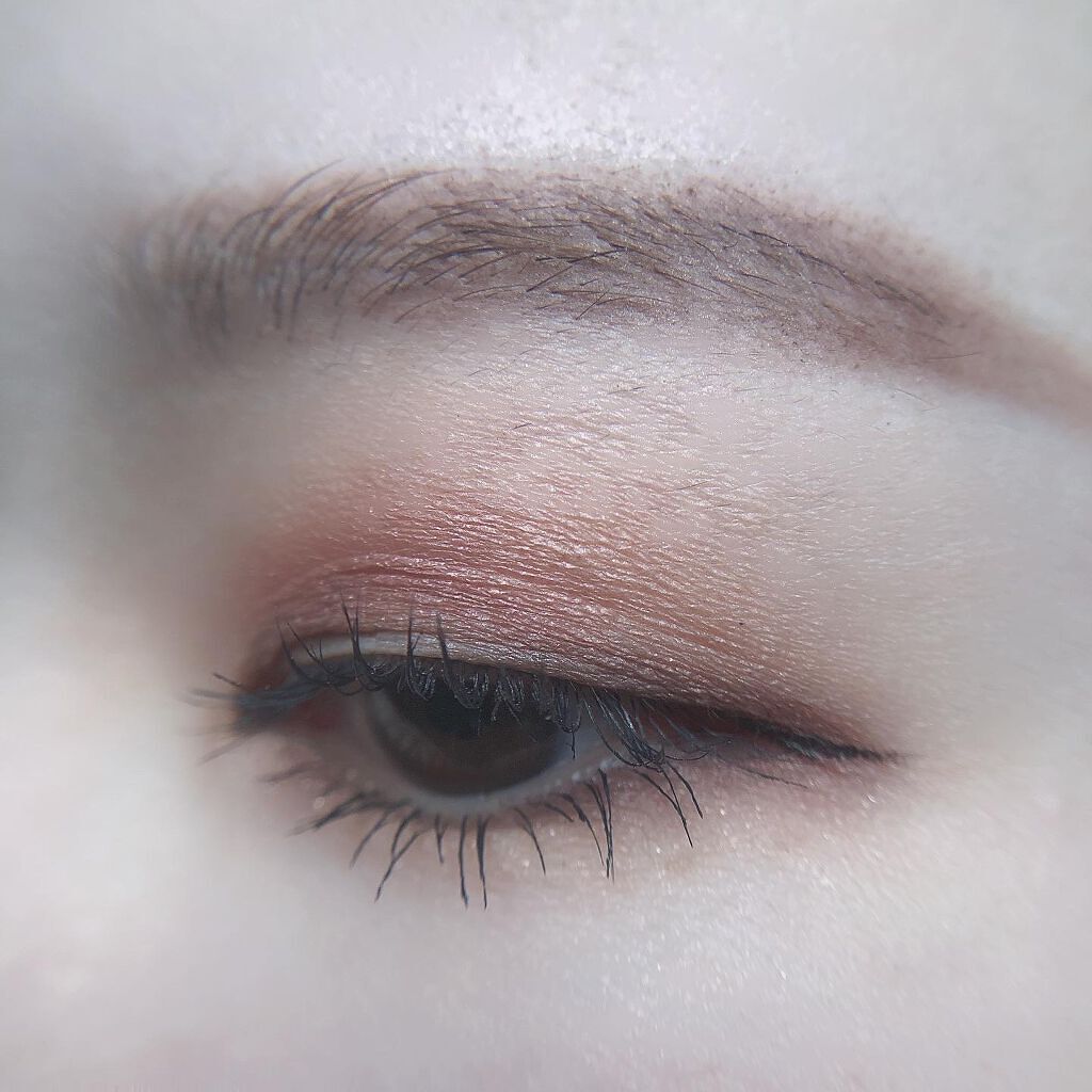 あゆみ on LIPS 「・\#todaysmake/・アイシャドウ☑@diorbeau..」(4枚目)