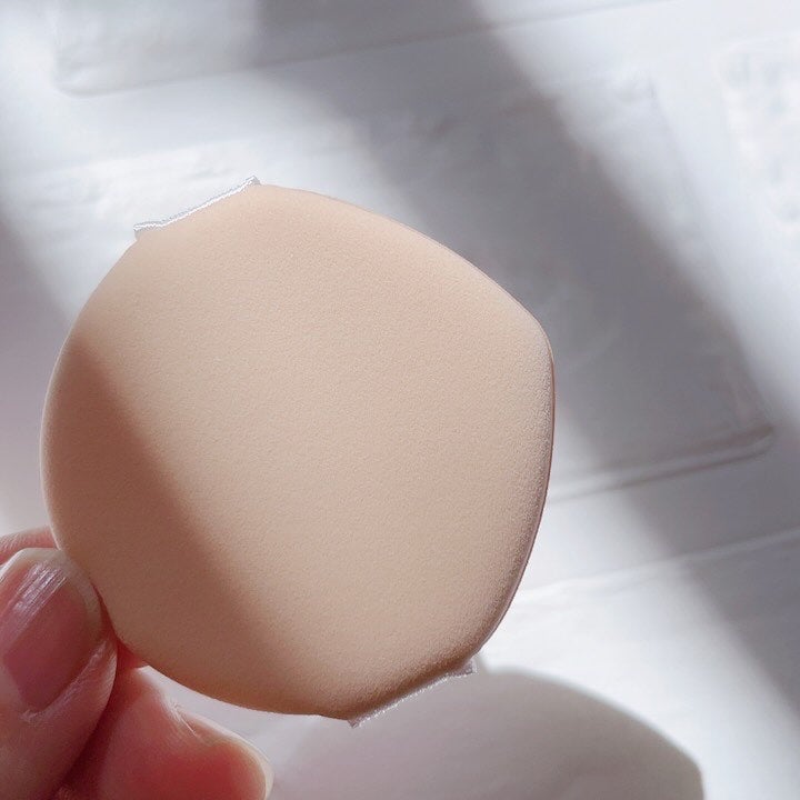 ブリージンググロークッション/Healus/クッションファンデーションを使ったクチコミ(4枚目)