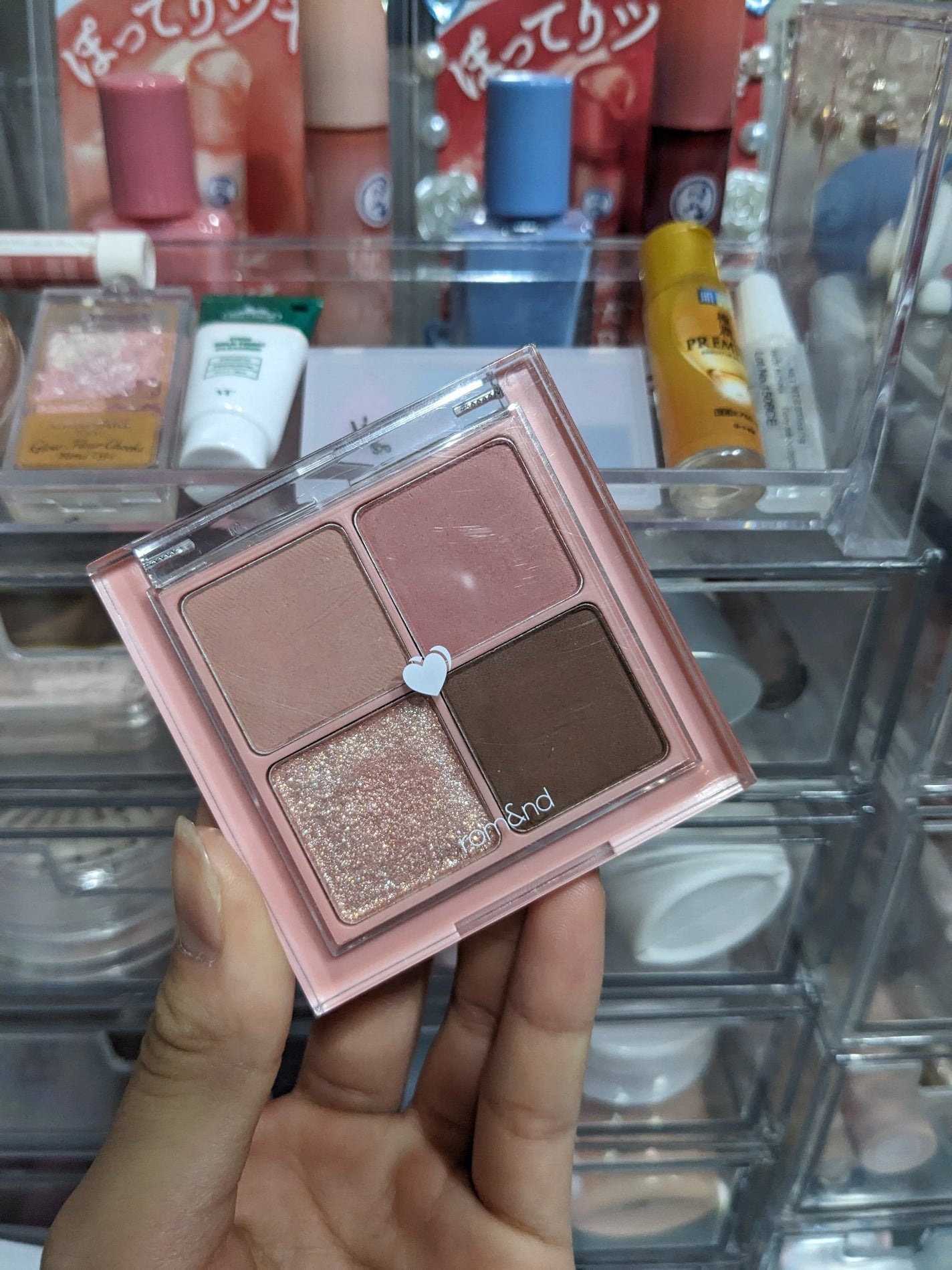 ベターザンアイズ/rom&nd/アイシャドウパレットを使ったクチコミ(1枚目)