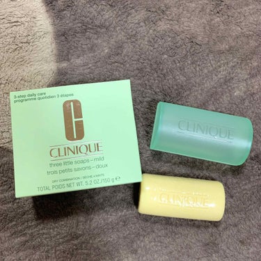 CLINIQUE フェーシャル ソープのクチコミ「CLINIQUE
フェーシャル ソープ

石鹸二つ+ケースつき！

ケース付きなのはありがたい.....」（1枚目）