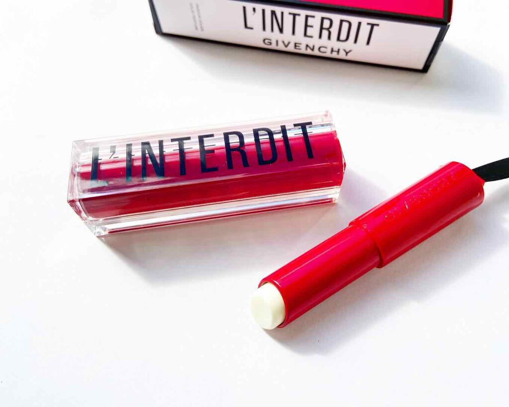 airi__koizumi on LIPS 「オードリーが愛した魅惑の香り..💓/˚˙༓࿇༓˙˚˙༓࿇༓..」(3枚目)