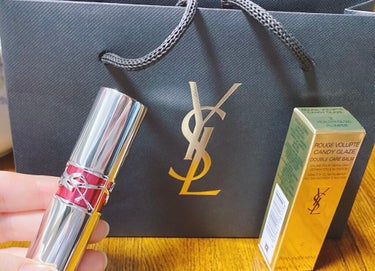 ㊗️ JO1ジャパンアンバサダー就任！！

ということで購入しました！
YSL  ルージュ ヴォリュプテ キャンディグレーズ！！


簡単な商品紹介👇👇

ボディをカチカチカチ、とならすと
溢れだす濃密