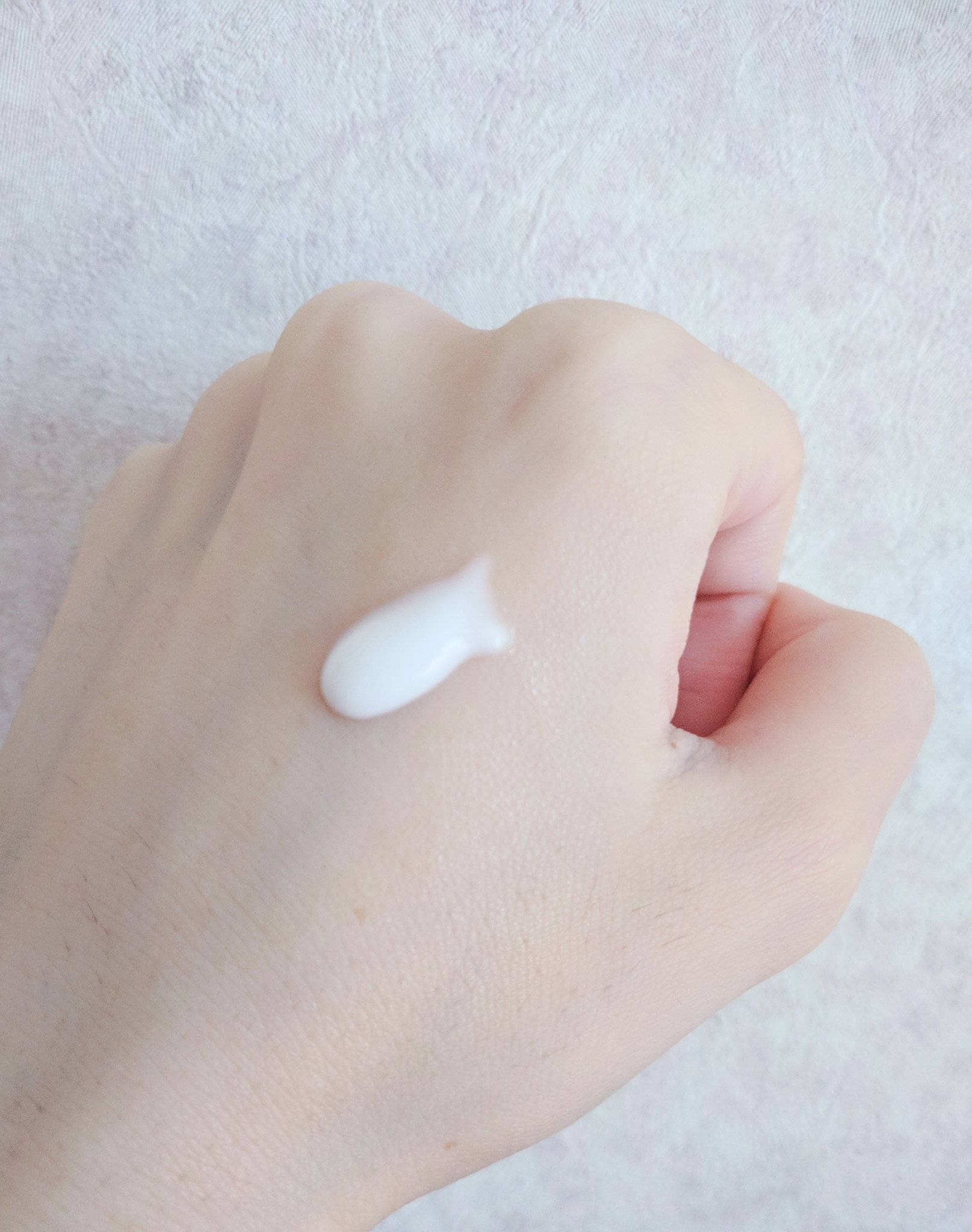 ローズ ハンド トリートメント/レ・メルヴェイユーズ ラデュレ/ハンドクリームを使ったクチコミ（3枚目）