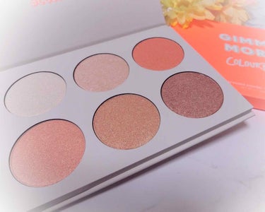 ColourPop GIMME MORE プレスト パウダー ハイライターのクチコミ「🌼COLOURPOP🌼
"GIMME MORE" highlighter palette

■.....」（1枚目）