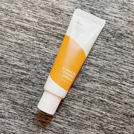 Isntree C-ナイアシン トーニング クリーム