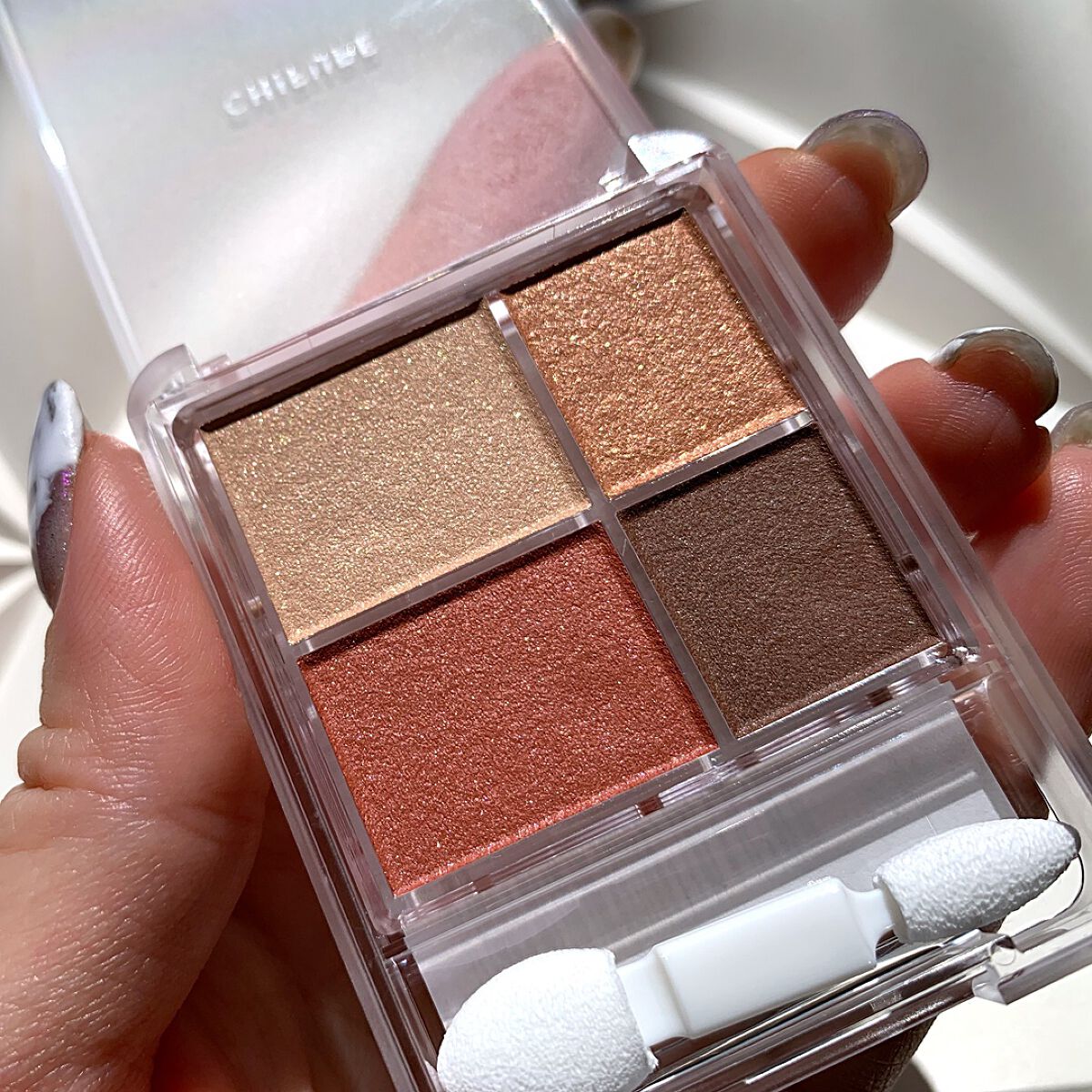 グラデーション アイシャドウ/ちふれ/アイシャドウパレットを使ったクチコミ(4枚目)