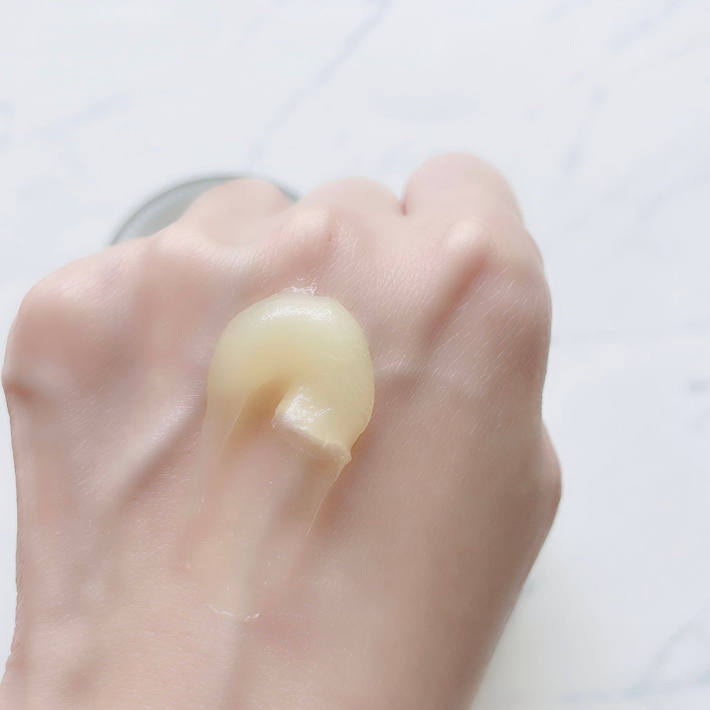 Pressed Serum Gold Apricot/BLITHE/美容液を使ったクチコミ(5枚目)