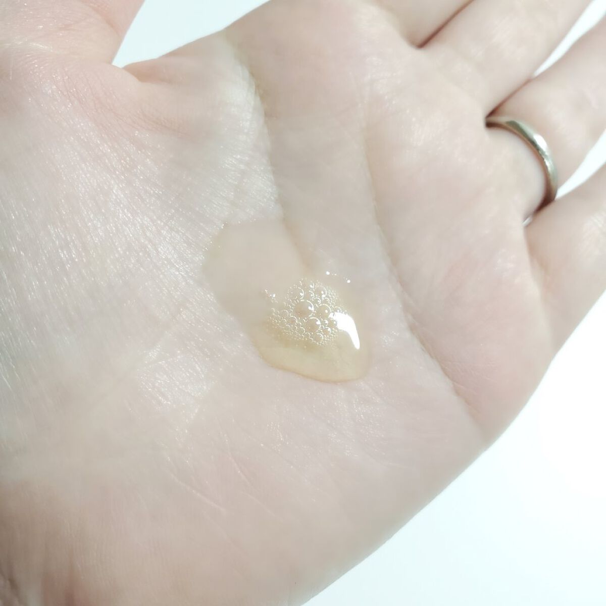 V エッセンス/unlabel/美容液を使ったクチコミ（2枚目）