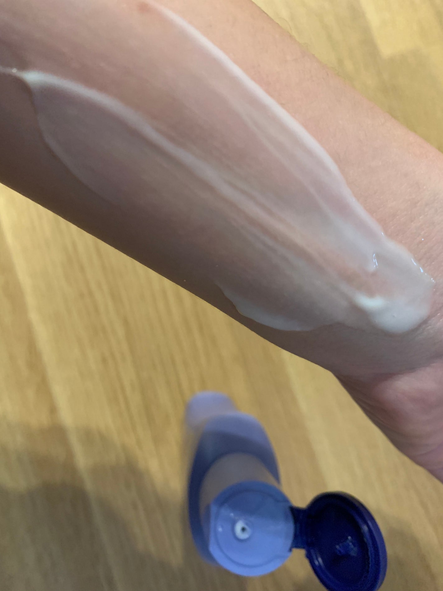 ニベア プレミアムボディミルク モイスチャー/ニベア/ボディミルクを使ったクチコミ(4枚目)