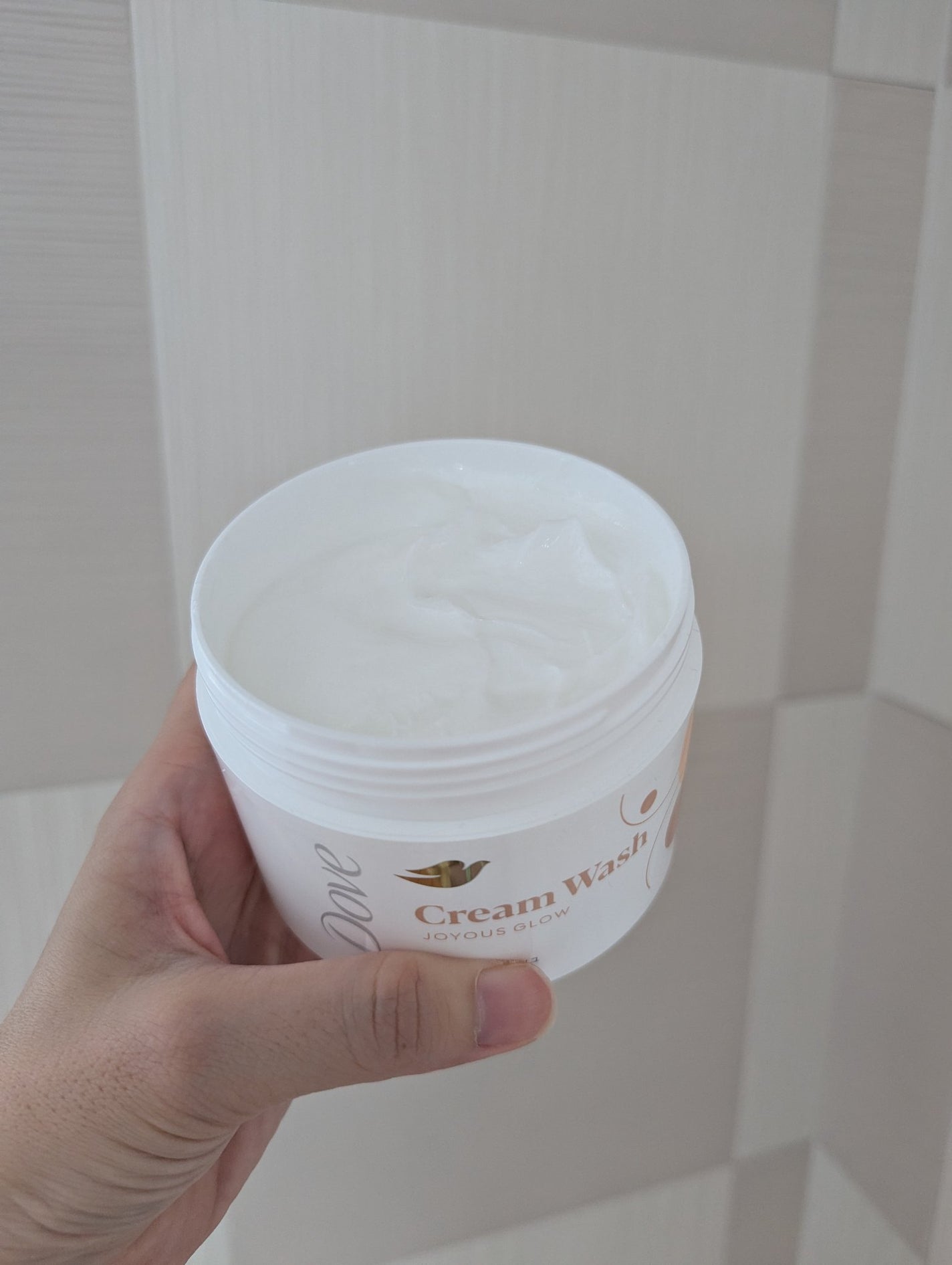 ダヴ クリームボディウォッシュ ジョイアスグロウ/ダヴ/ボディソープを使ったクチコミ(2枚目)