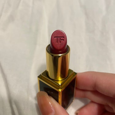 リップ カラー 16 スカーレット ルージュ/TOM FORD BEAUTY/口紅を使ったクチコミ（2枚目）