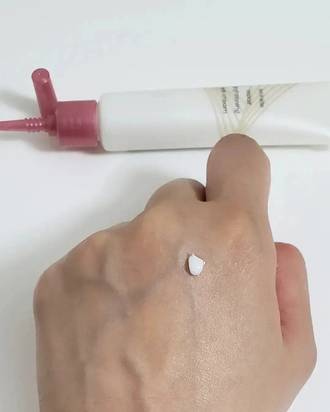 リンクルリペアブライトニングアイクリーム/Lov me Touch/アイケア・アイクリームを使ったクチコミ(6枚目)