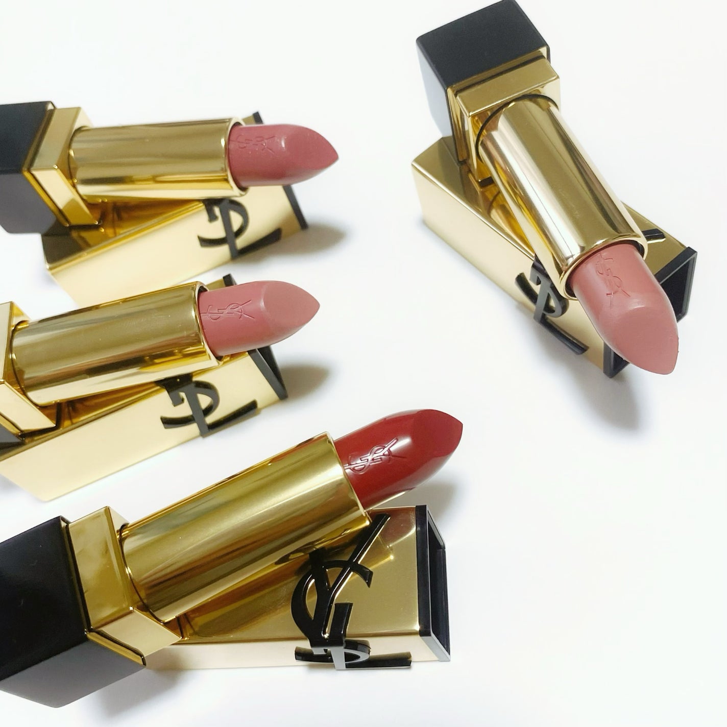 ルージュ ピュールクチュール/YVES SAINT LAURENT BEAUTE/口紅を使ったクチコミ(5枚目)