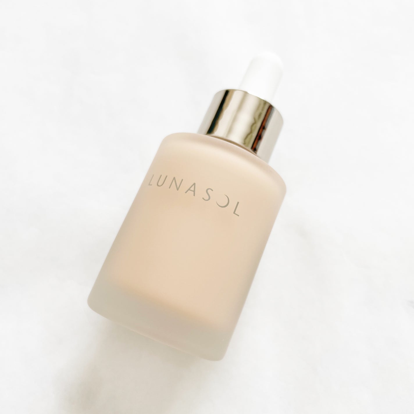 ルナソル カラーオイル セラム/LUNASOL/リキッドファンデーションを使ったクチコミ(2枚目)