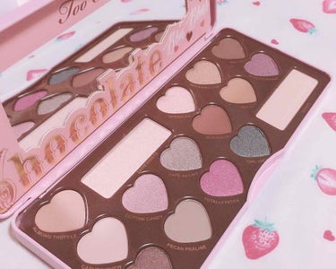 チョコレート ボンボン アイ シャドウ コレクション/Too Faced/アイシャドウパレットを使ったクチコミ（2枚目）