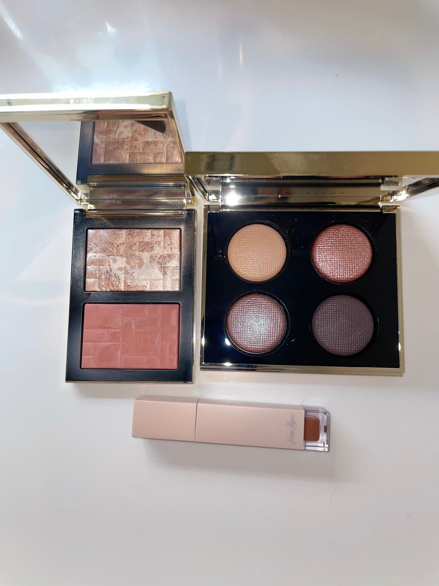 ハイライティング パウダー デュオ(LOVES RADIANCE COLLECTION)/BOBBI BROWN/パウダーハイライトを使ったクチコミ(3枚目)