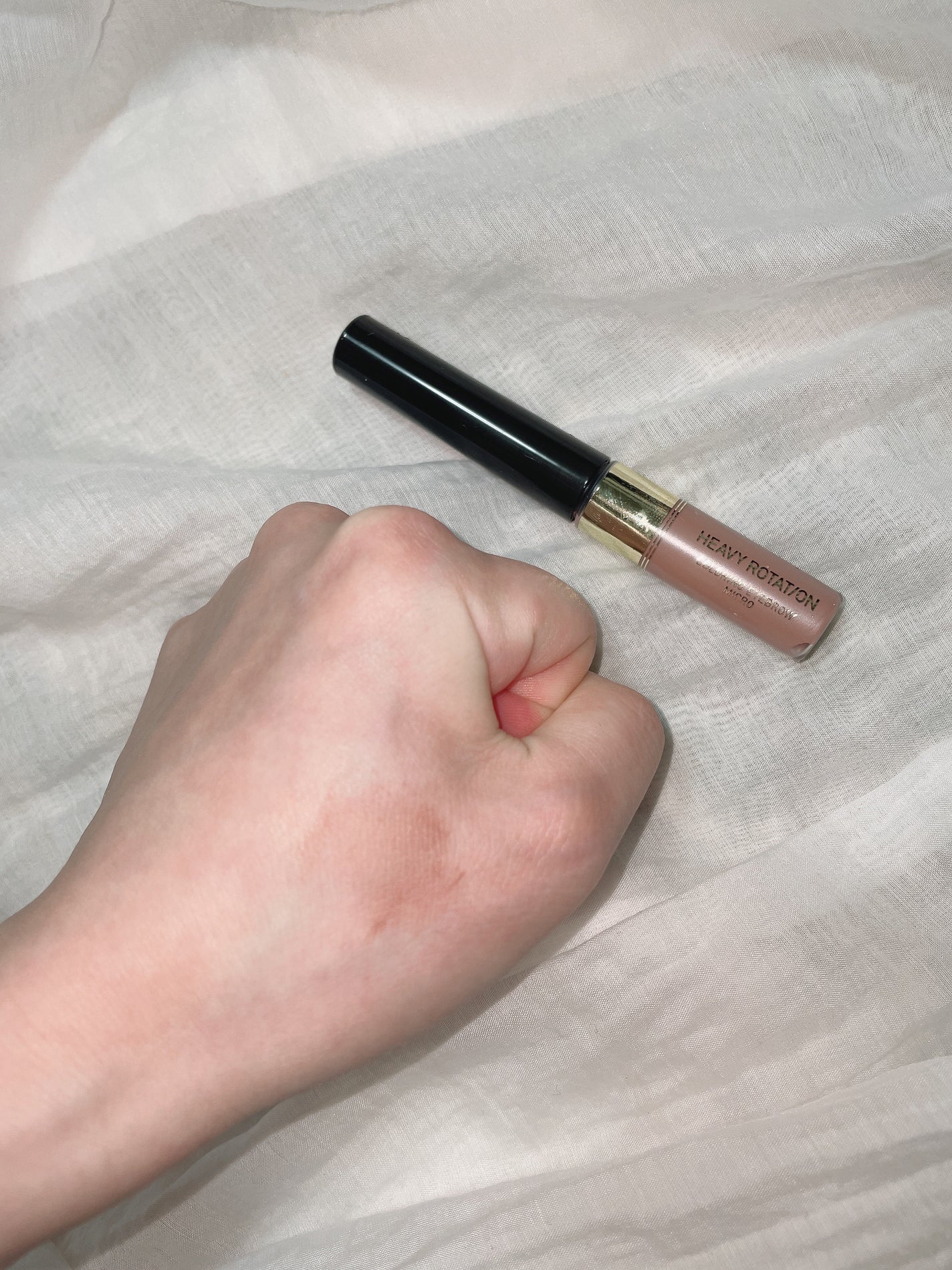 カラーリングアイブロウ マイクロ/ヘビーローテーション/眉マスカラを使ったクチコミ(3枚目)