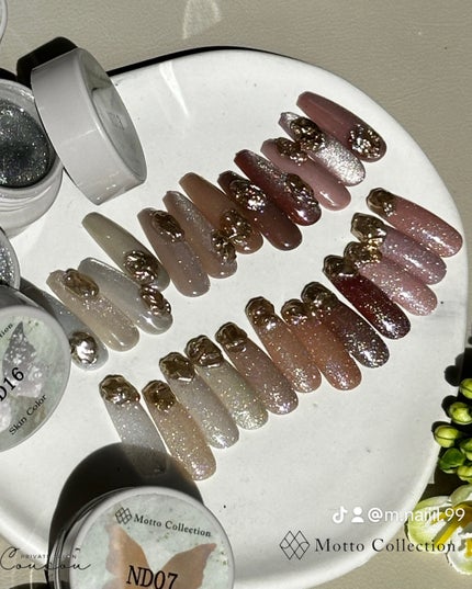 #マグネットネイルのネイルデザイン