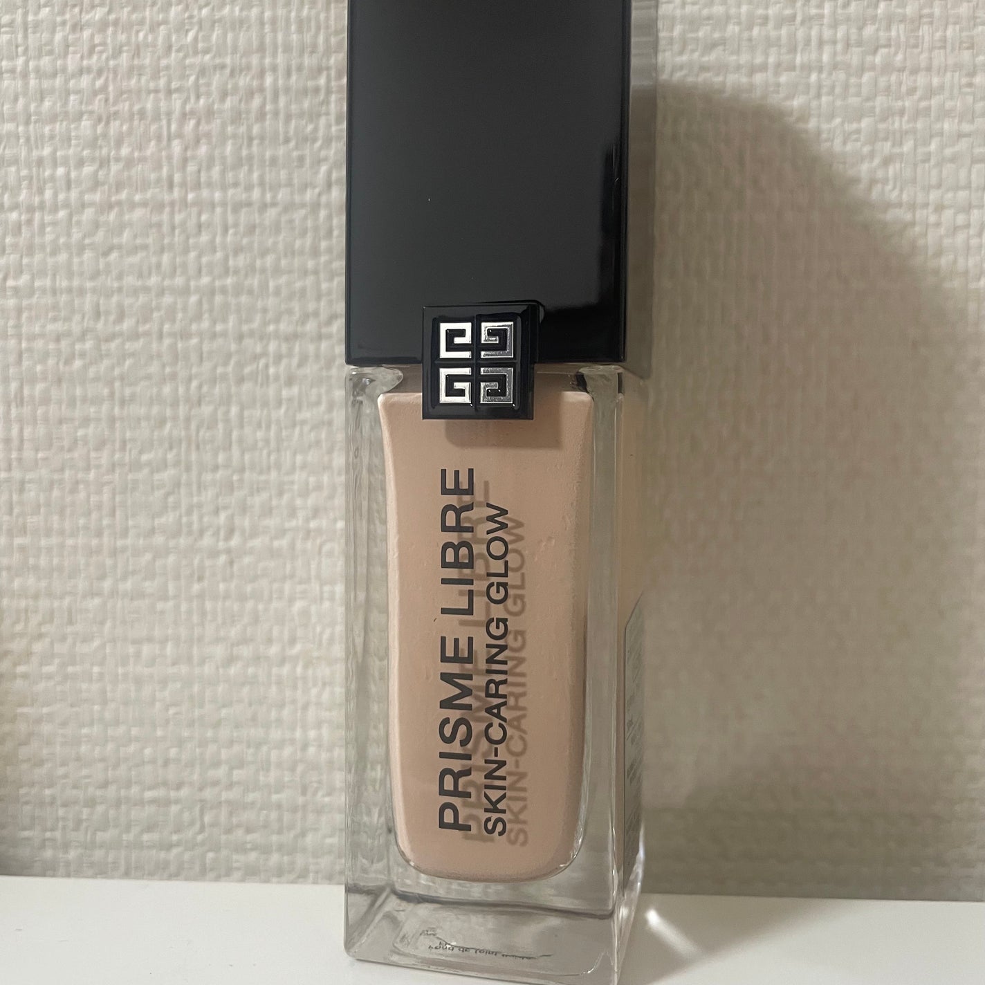 プリズム・リーブル・スキンケアリング・グロウ/GIVENCHY/リキッドファンデーションを使ったクチコミ(1枚目)