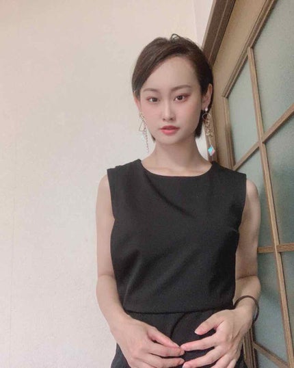 プレミアムスリーク ハイドロリニュー ミスト リッチモイスト(しっとりタイプ)/スティーブンノル ニューヨーク/ヘアミストを使ったクチコミ(4枚目)