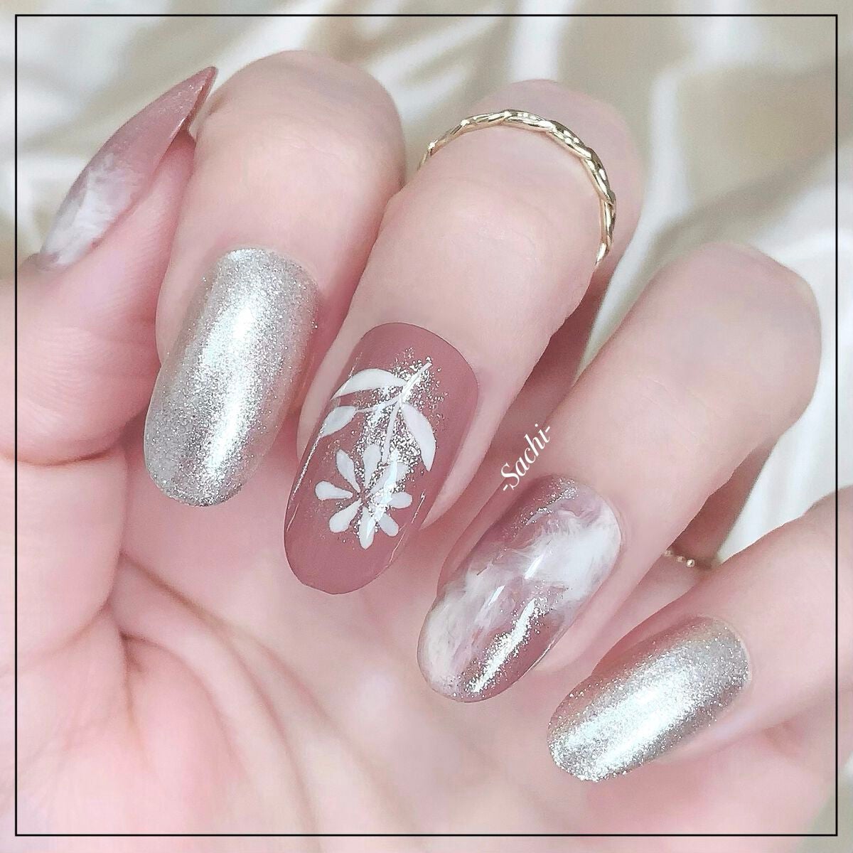 カラフルネイルズ/キャンメイク/マニキュアを使ったクチコミ(2枚目)