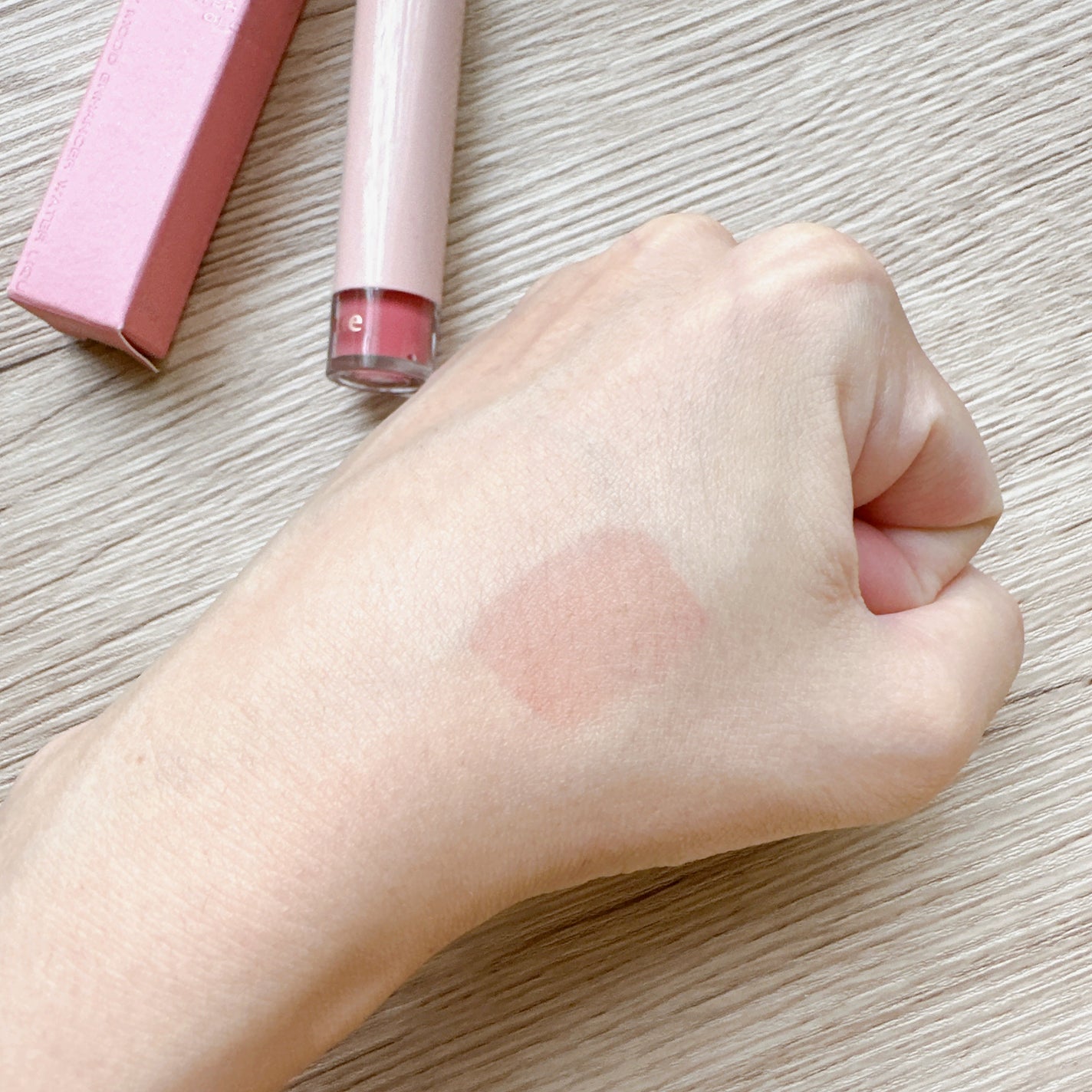 ムードインハンサーウォーターリキッドグロウ/hince/口紅を使ったクチコミ(3枚目)