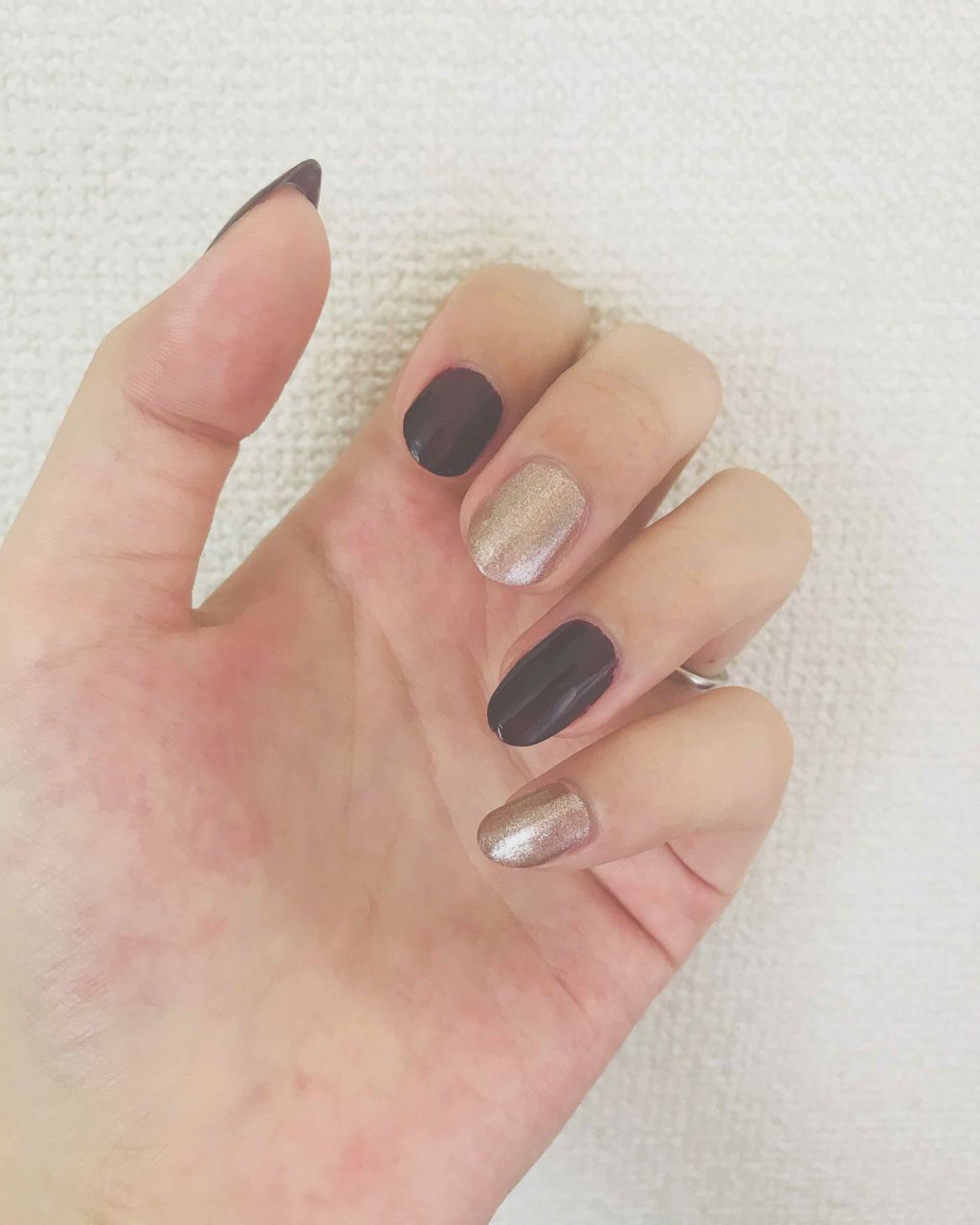 ネイルホリック リミテッドカラー Sweets Holic GD061/ネイルホリック/マニキュアを使ったクチコミ（1枚目）