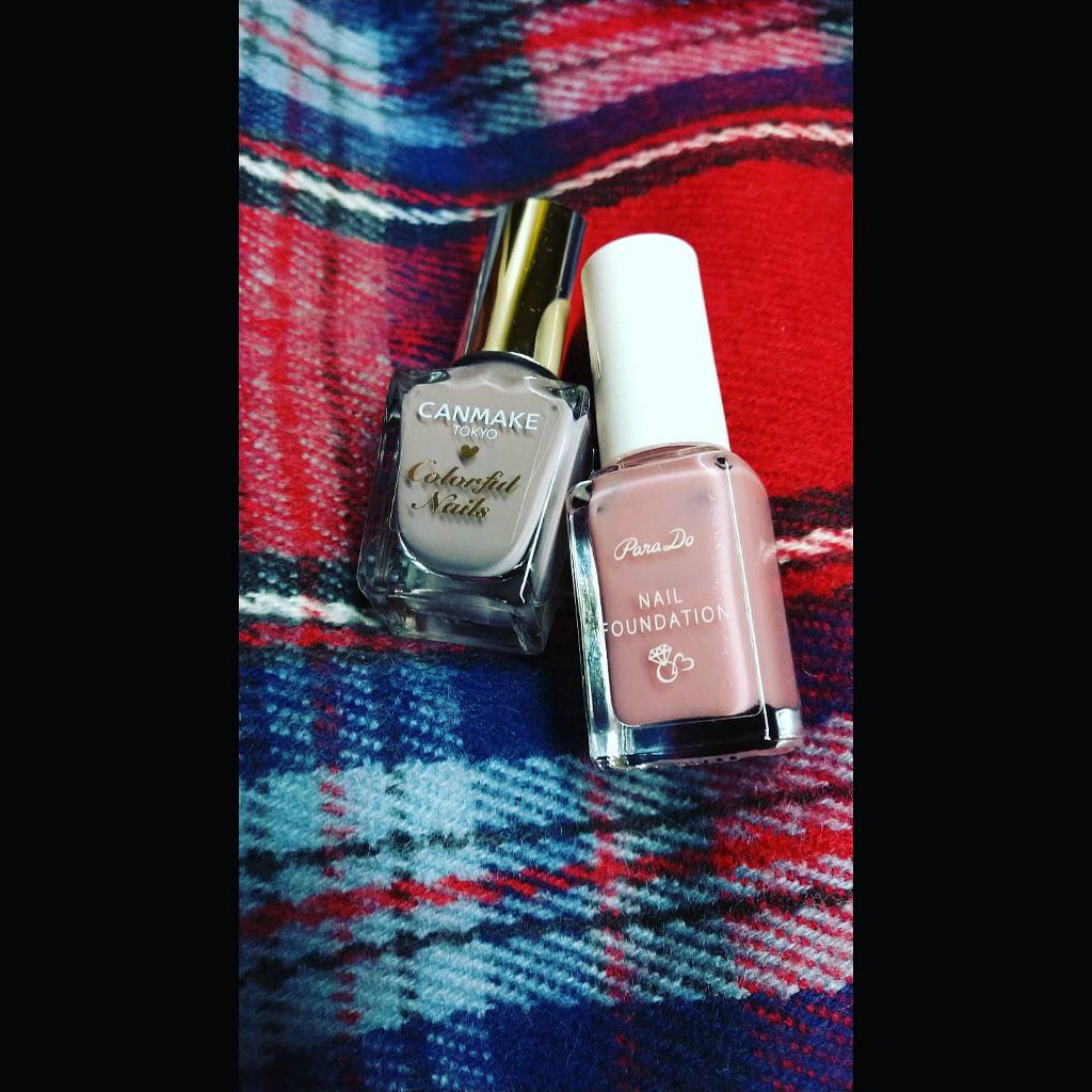 カラフルネイルズ/キャンメイク/マニキュアを使ったクチコミ(2枚目)