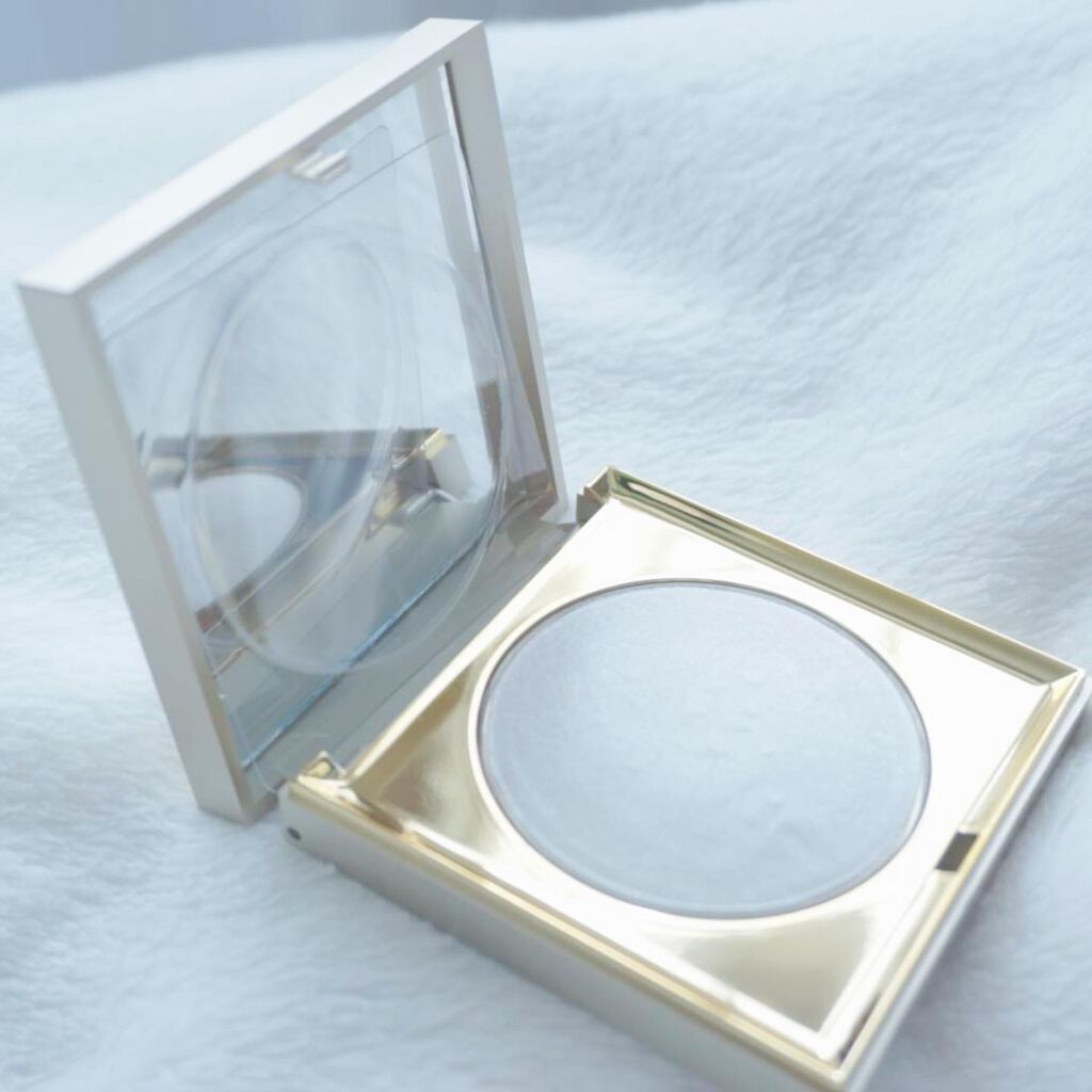 Heaven's Hue highlighter/stila/パウダーハイライトを使ったクチコミ(1枚目)