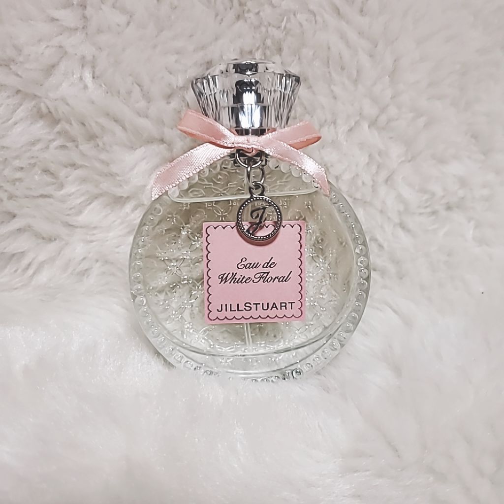 ジルスチュアート リラックス オード ホワイトフローラル/JILL STUART/香水(レディース)を使ったクチコミ（1枚目）