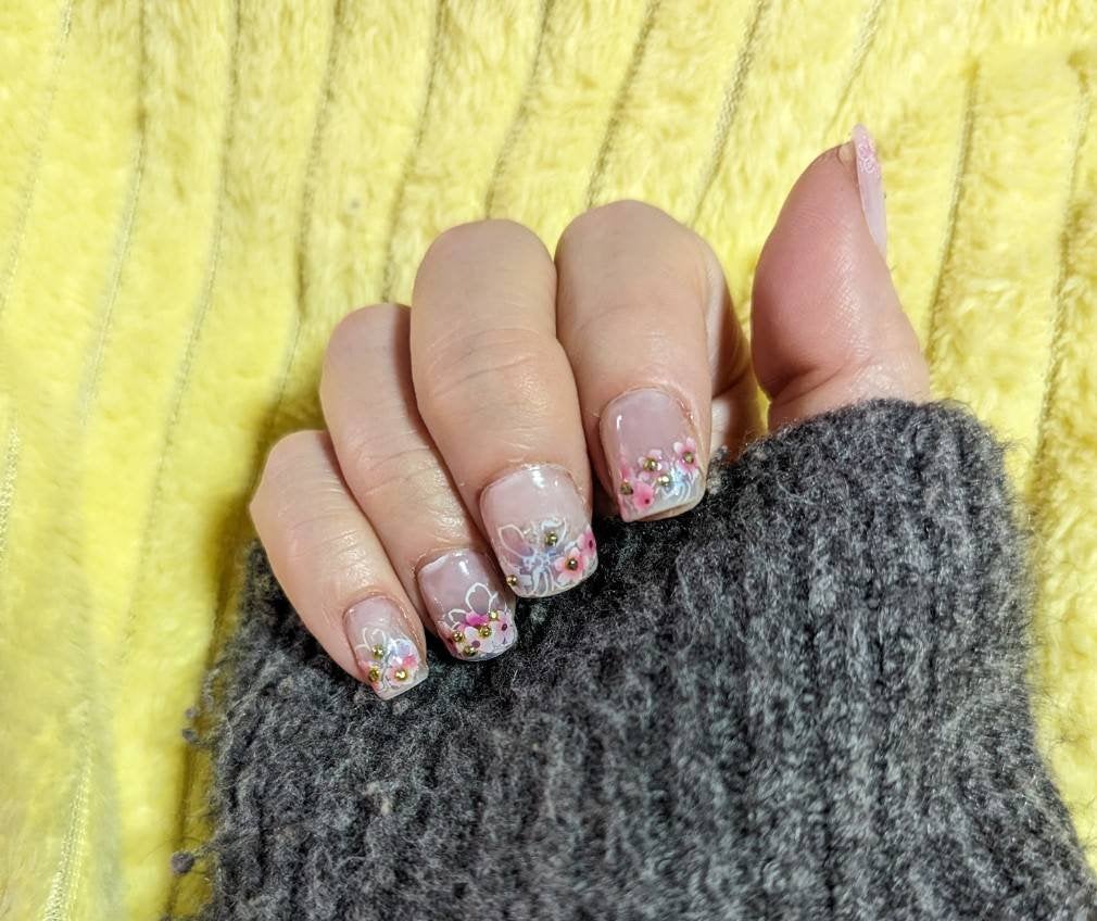 ネイルファンデーション/パラドゥ/マニキュアを使ったクチコミ(2枚目)