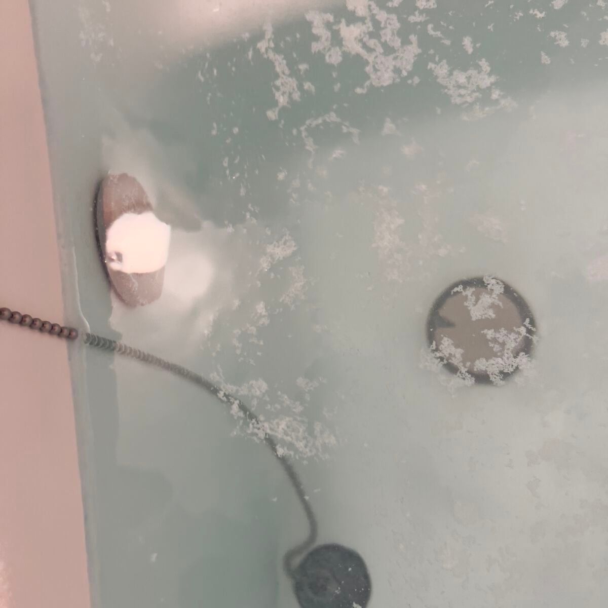 snow on LIPS 「【スクラビングバブルジャバ】毎日のお風呂掃除で浴槽は洗っていて..」(3枚目)