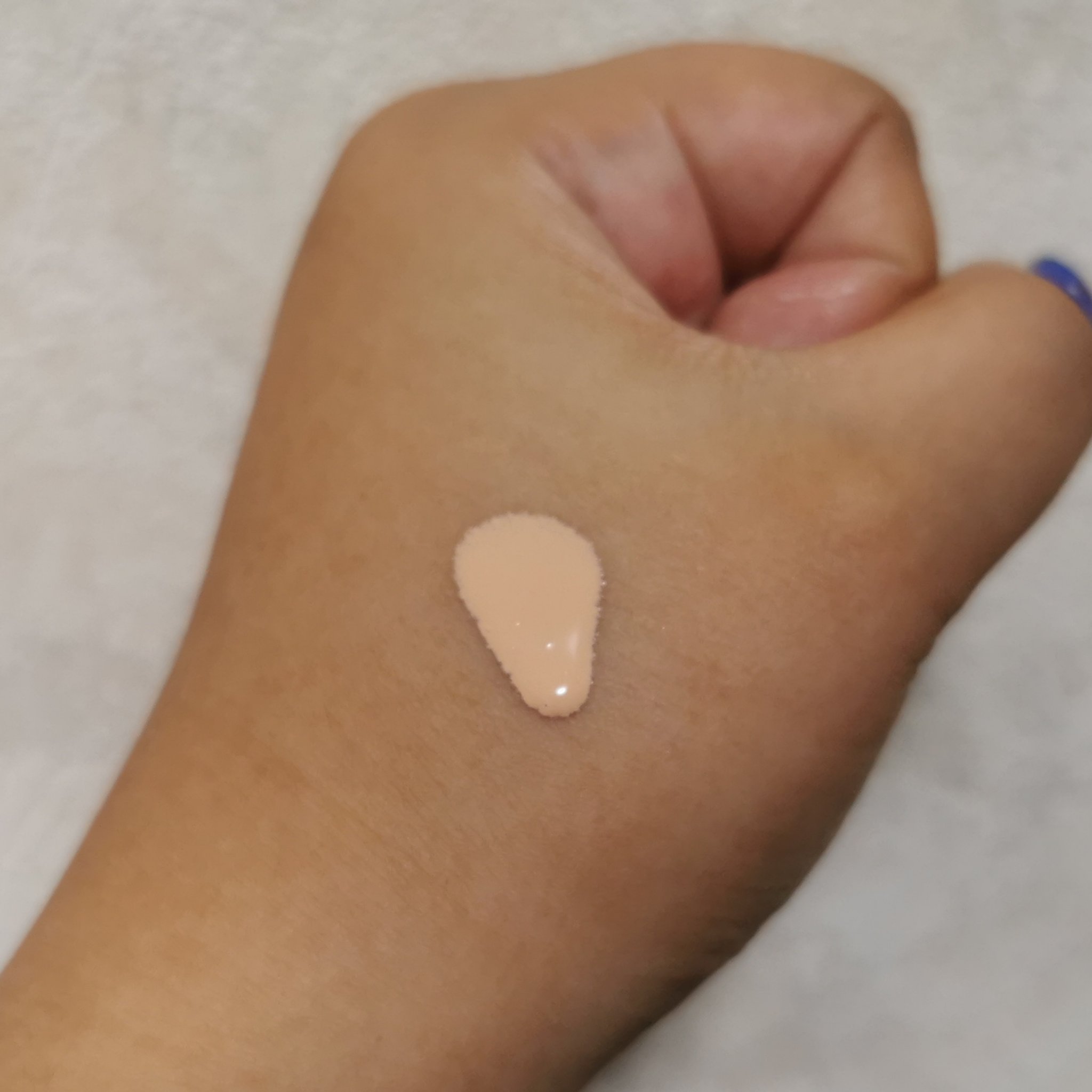 皮脂テカリ防止下地 保湿タイプ/CEZANNE/化粧下地を使ったクチコミ（2枚目）