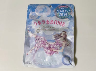 パケ買い❣️バズったフェイスマスク

クリアターン うるうるBOMBマスク
去年発売し、発売当初からバズっていたマスク。可愛い見た目と「うるおい爆弾」のキャッチコピーに引かれてパケ買い。
厚めのシートで