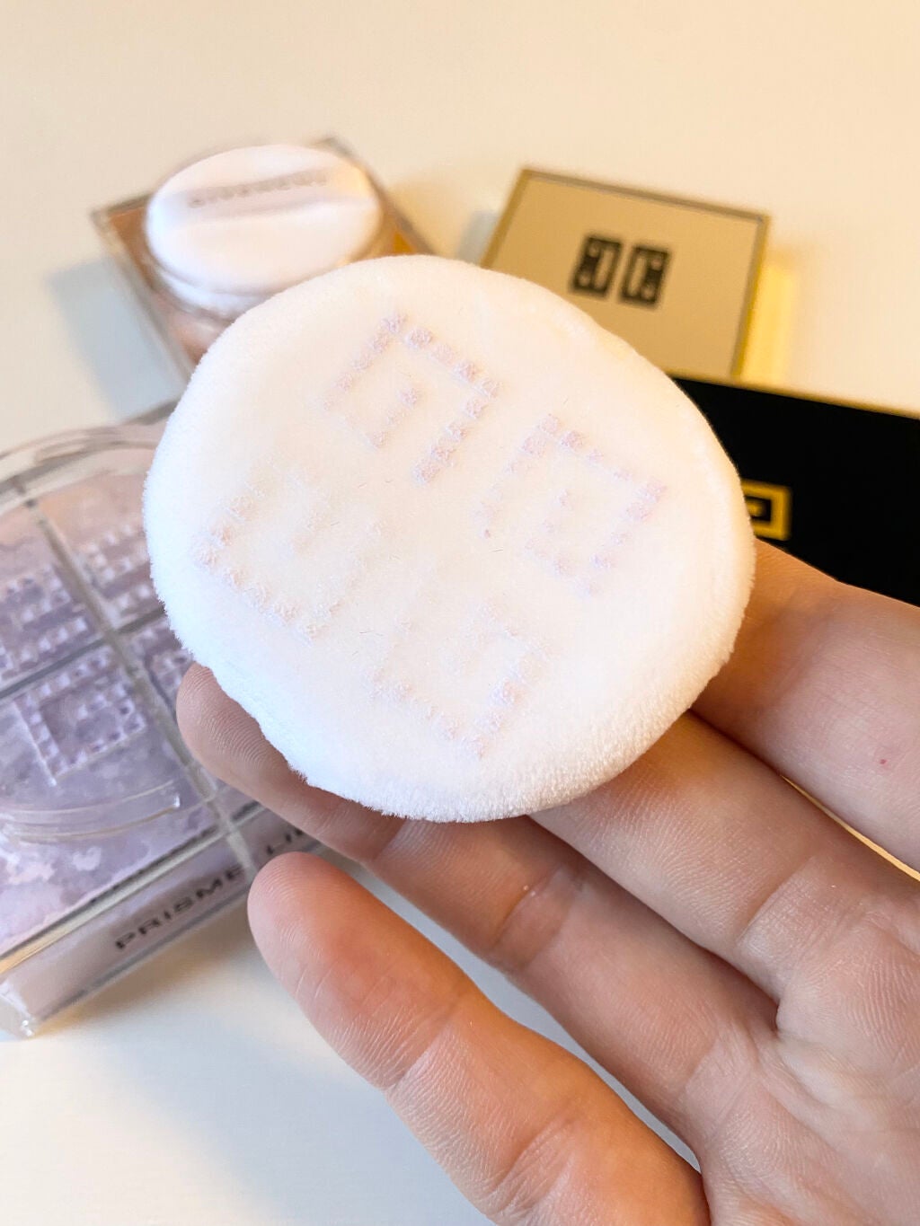 プリズム・リーブル/GIVENCHY/ルースパウダーを使ったクチコミ(2枚目)