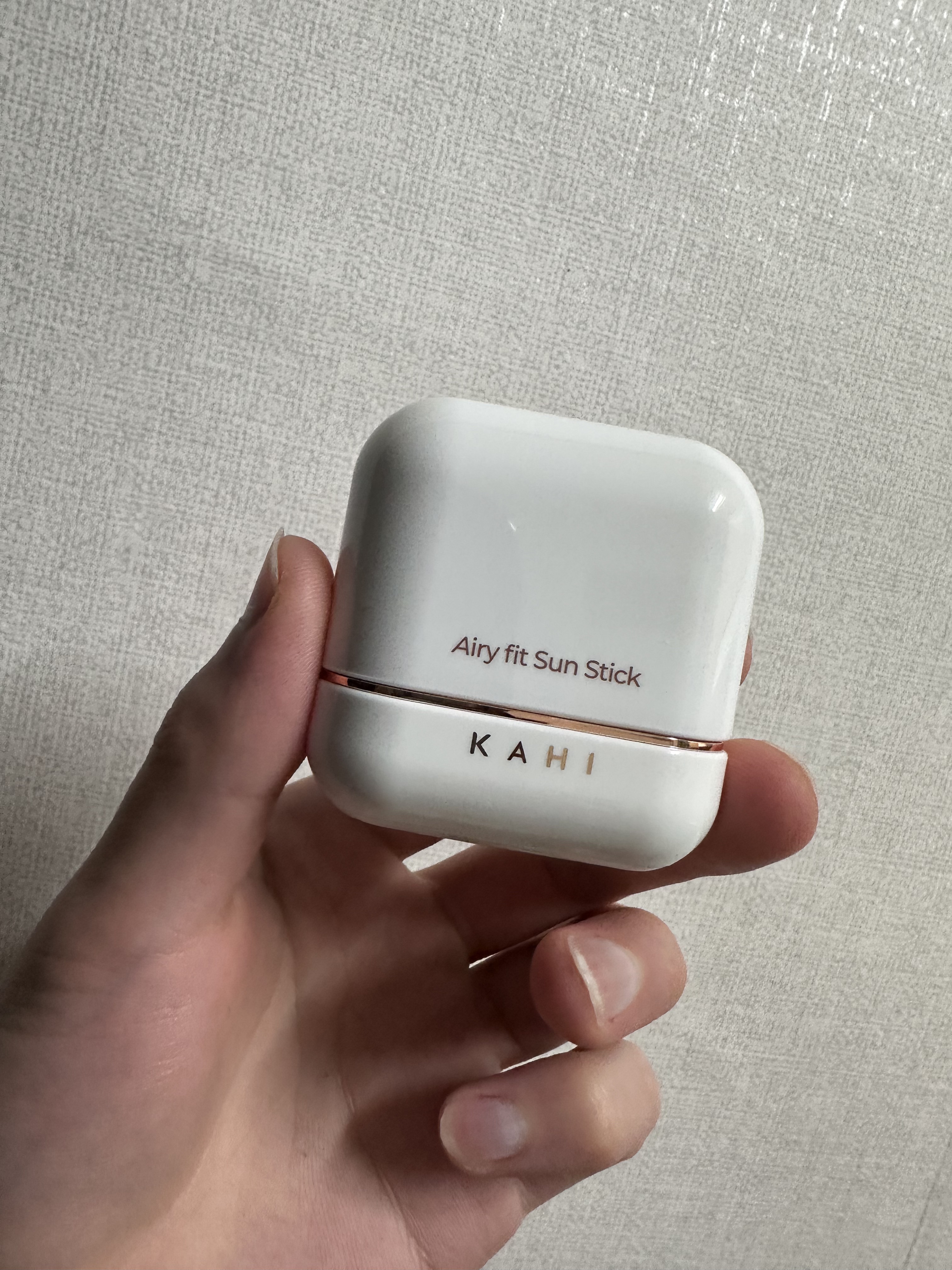 エアリーフィットサンスティック/KAHI/日焼け止めスティックを使ったクチコミ（1枚目）