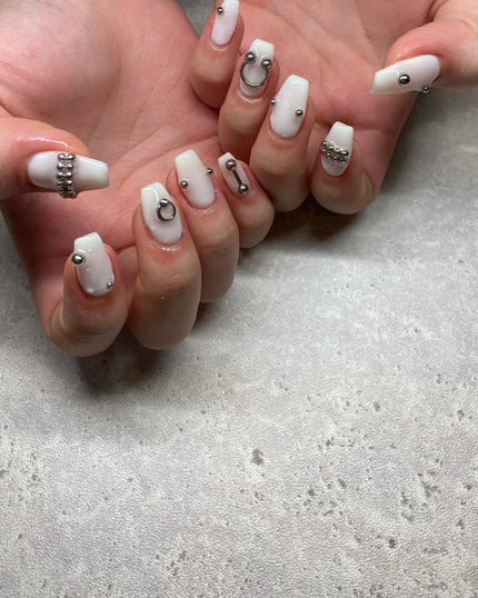 𝖓𝖆𝖎𝖑𝖎𝖘𝖙 🎱: 𝖒𝖔𝖊 フォロバ100 on LIPS 「.最近の春ネイル♡ぜひ参考にしてください🥰Instagram...」(3枚目)