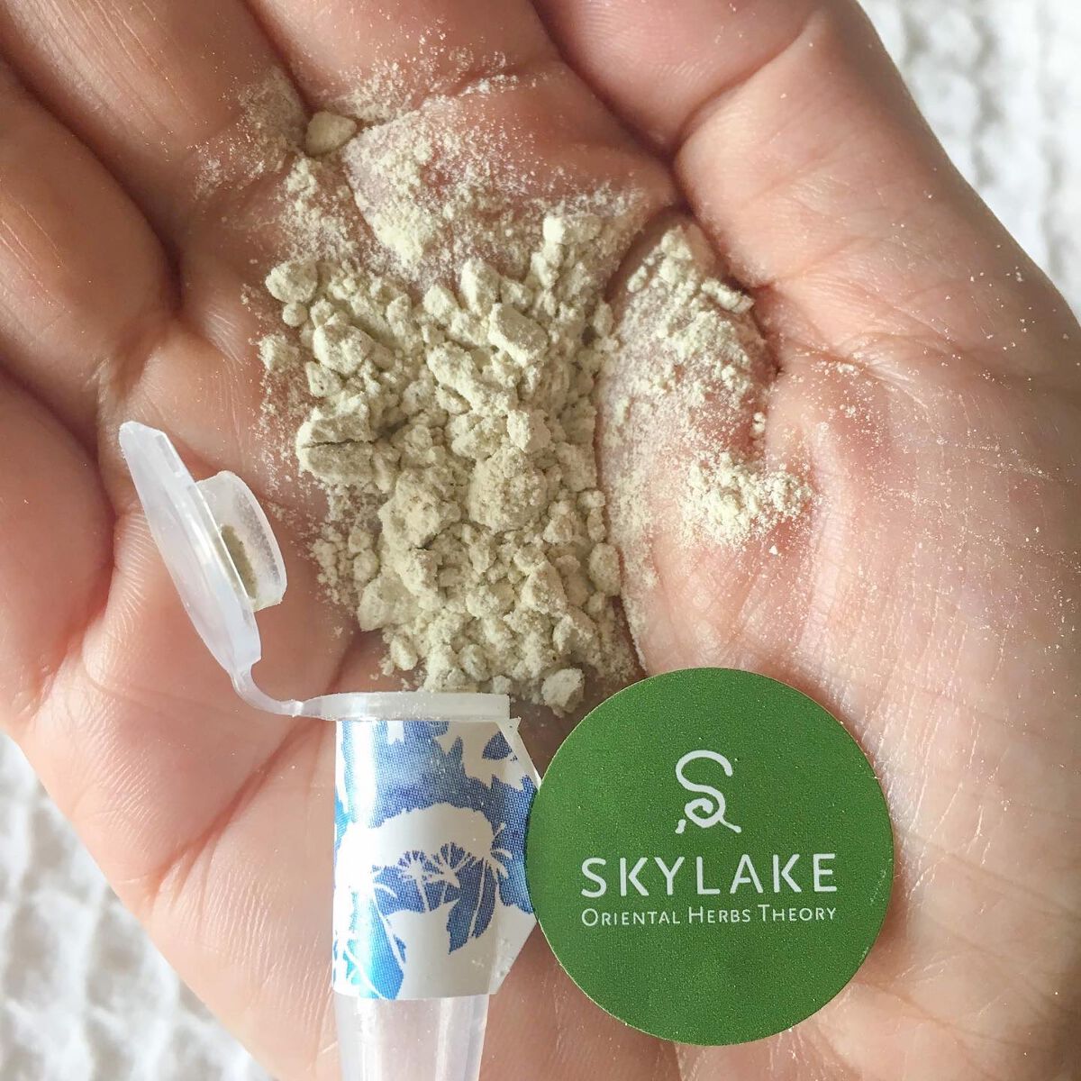 ハヌルホス クレンジングパウダー カプセルタイプ ブライトニング&マイルドスキン/ハヌルホス(SKYLAKE/天湖)/洗顔パウダーを使ったクチコミ(2枚目)